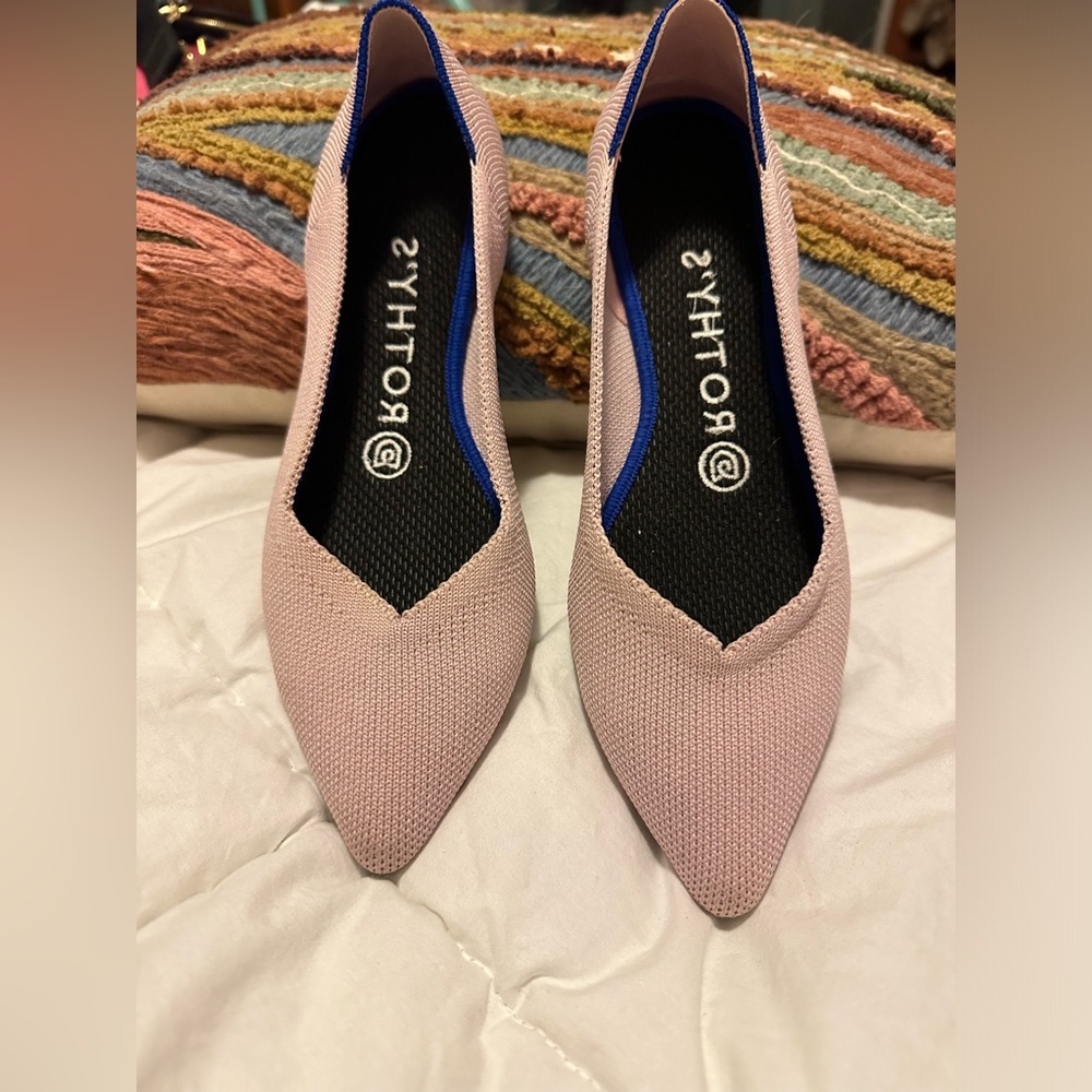 Rothys pink points
